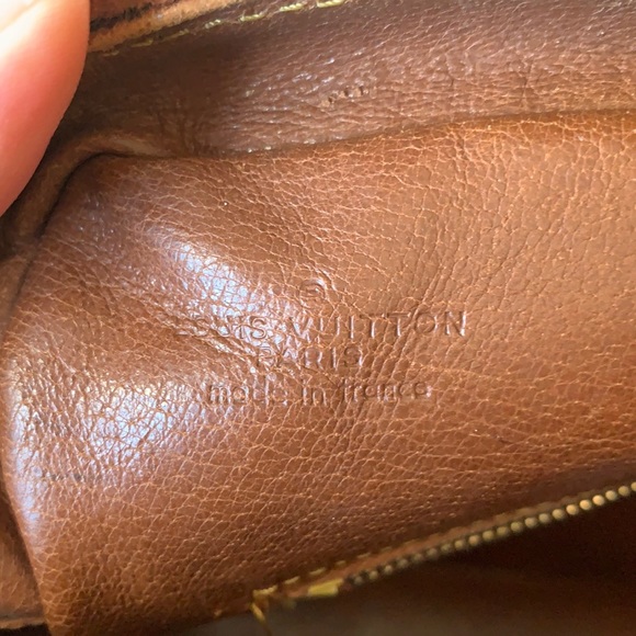 Authentic Louis Vuitton Crossbody Messenger Vintage - Picture 13 of 13